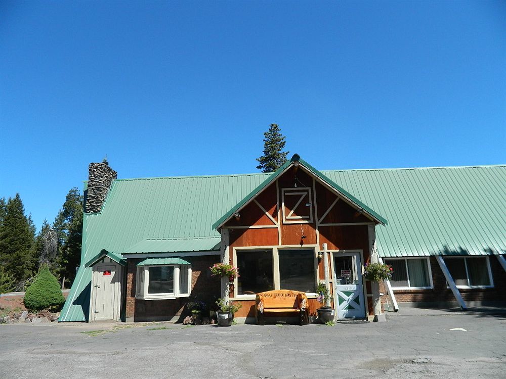 Eagle Crater Lake Inn Chemult Exteriér fotografie