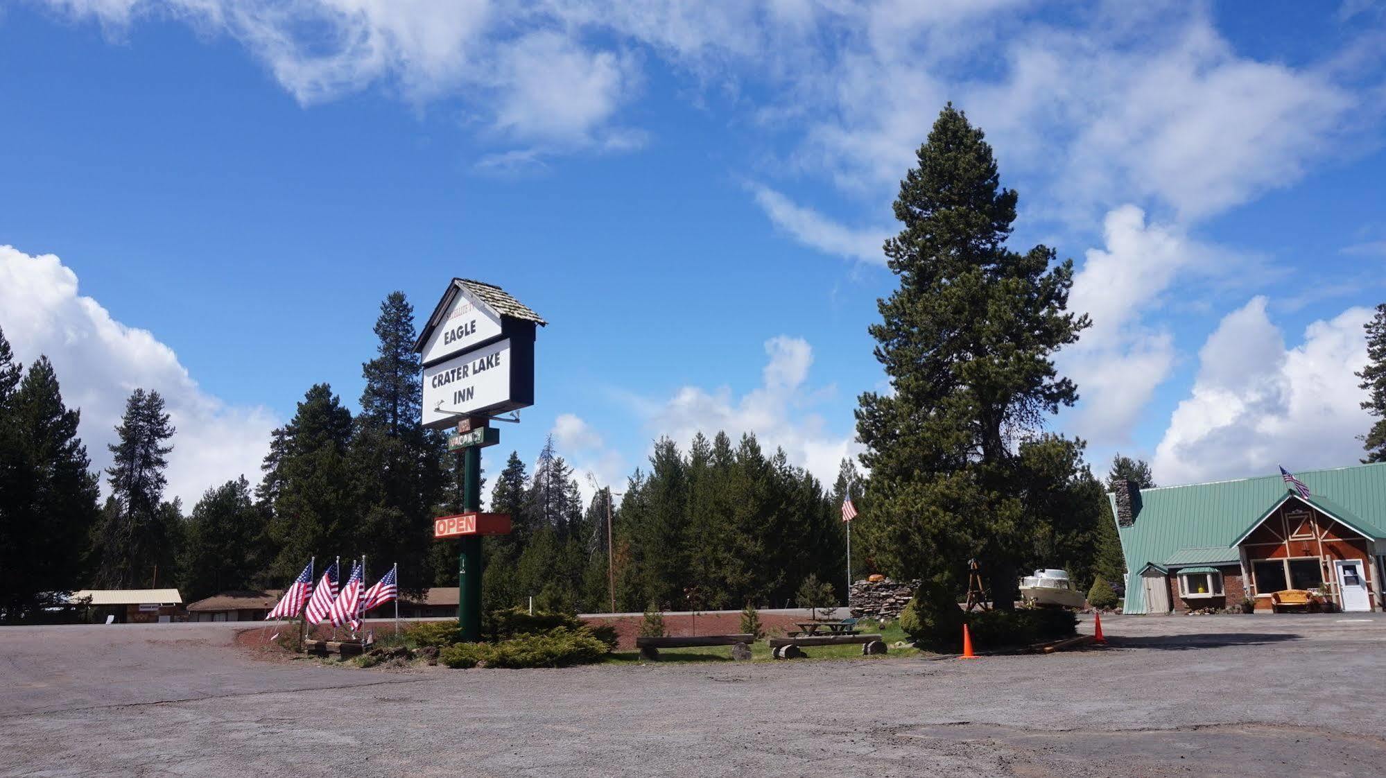 Eagle Crater Lake Inn Chemult Exteriér fotografie
